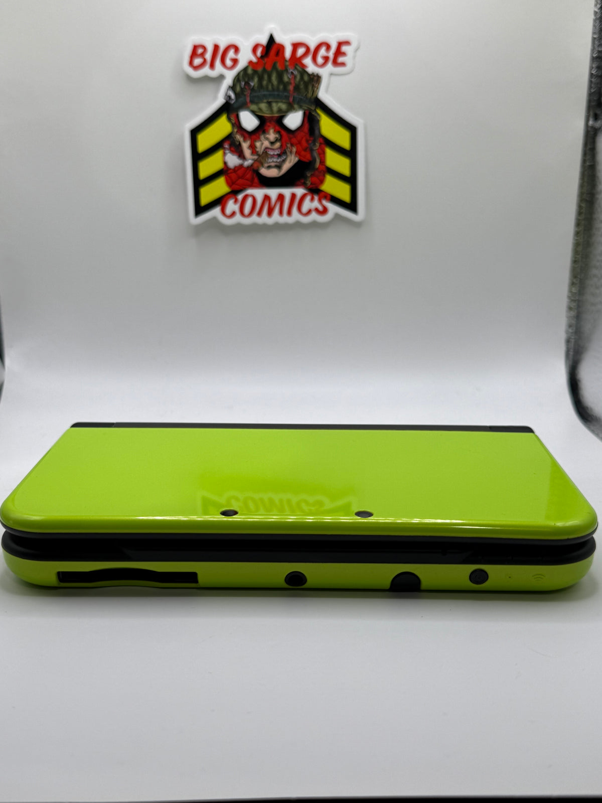 Nintendo “New” 3DS LL Lime Green and Black - Region Unlocked