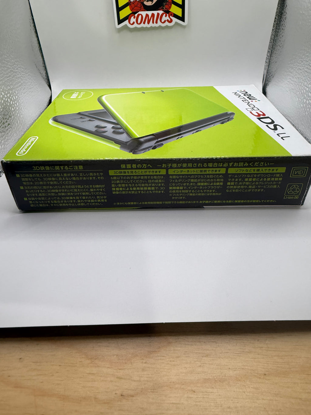 Nintendo “New” 3DS LL Lime Green and Black - Region Unlocked