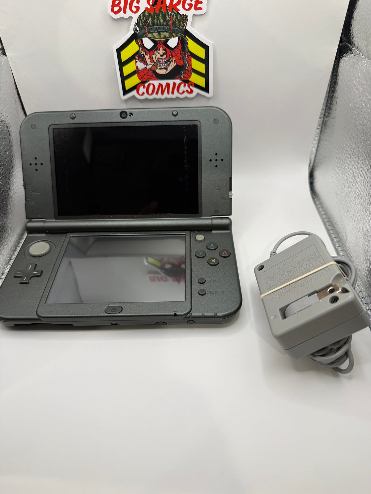 Nintendo NEW 3DS LL Metallic Black Console Japan Region-Free CIB 128GB SD + Case
