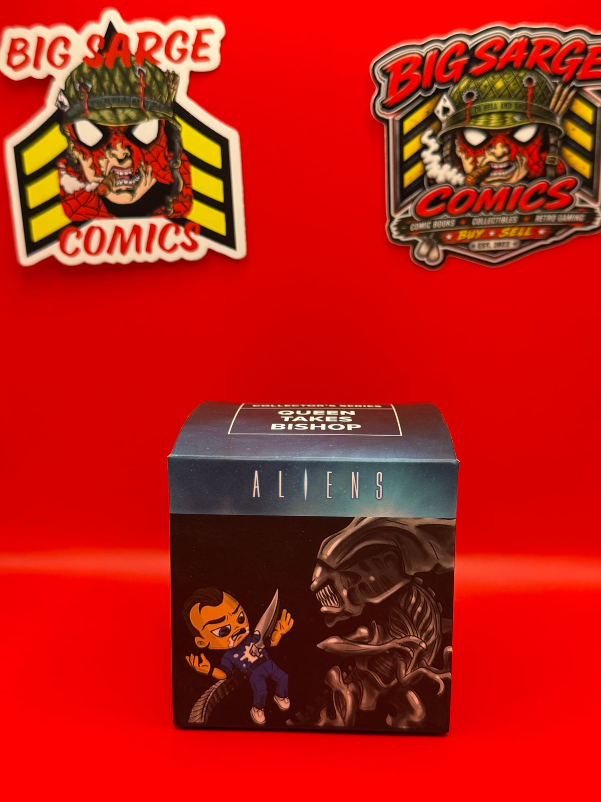 Aliens Collector’s Series – Queen Takes Bishop Collectible – NEW &amp; SEALED